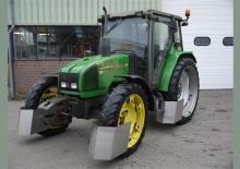 2WD traktori John Deere 3100 Std