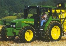 2WD traktori John Deere 3110 Std