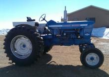 2WD traktori Ford-NH 5000