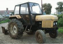 2WD traktori Leyland 602
