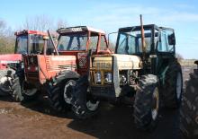 2WD traktori Leyland 604