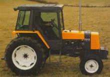 2WD traktori Renault 61-12 RS