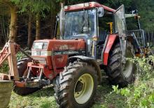 2WD traktori Case IH 640 E