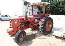 2WD traktori Renault 651