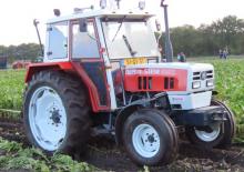 2WD traktori Steyr 8065 S