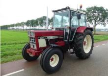 2WD traktori International Harvester 844