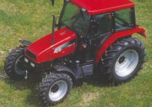 2WD traktori Case IH CS 48