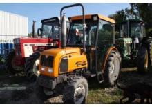 2WD traktori Renault DIONIS 110