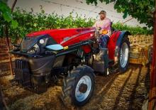 2WD traktori Case IH Farmall 120N