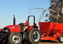 2WD traktori Case IH Farmall 125A