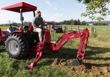 2WD traktori Case IH Farmall Compact 25A