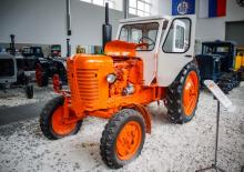 2WD traktori Belarus MTZ-50