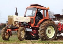 2WD traktori Belarus MTZ-80