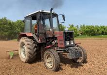 2WD traktori Belarus MTZ-800