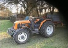 2WD traktori Renault PALES 230