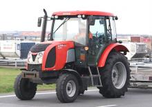 4WD traktori Zetor Proxima 7441.1