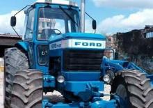 2WD traktori Ford-NH TW-20