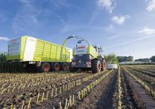 4WD krmni kombajni Claas Jaguar 900