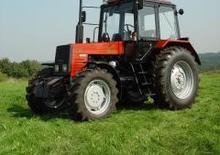 4WD traktori Belarus 1025