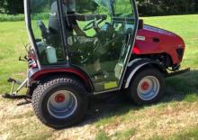 4WD traktori Valpadana 1330 HST REV