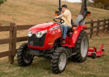 4WD traktori Massey Ferguson 1726E	