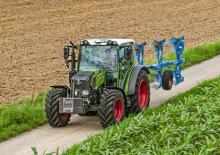 4WD traktori Fendt 211 S Vario