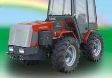 4WD traktori Pierre 387 N