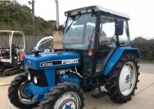 4WD traktori Ford-NH 4130 A