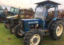 4WD traktori Ford-NH 4135 A