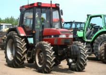 4WD traktori Case IH 4220