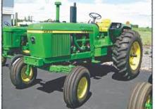 4WD traktori John Deere 4230