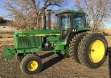 4WD traktori John Deere 4650
