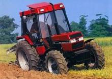 4WD traktori Case IH 495 XL