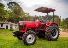 4WD traktori Mahindra 5050