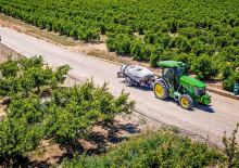 4WD traktori John Deere 5090EN