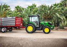 4WD traktori John Deere 5090GF