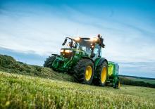 4WD traktori John Deere 5090R