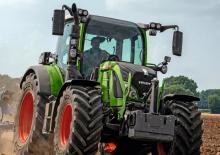 4WD traktori Fendt 513 Vario Power