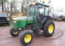 4WD traktori John Deere 5300 AN