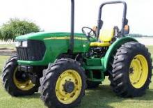 4WD traktori John Deere 5425