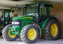 4WD traktori John Deere 5720 Plus