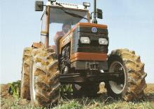 4WD traktori Fiatagri 60-66S