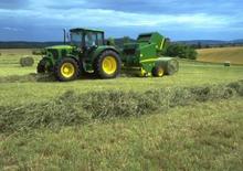 4WD traktori John Deere 6020 SE