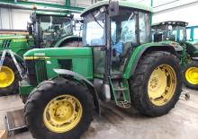 4WD traktori John Deere 6110