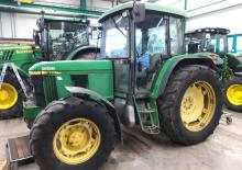 4WD traktori John Deere 6110B