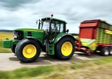 4WD traktori John Deere 6330