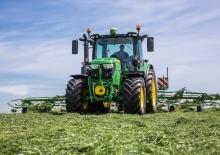 4WD traktori John Deere 6130R