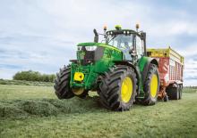 4WD traktori John Deere 6145M