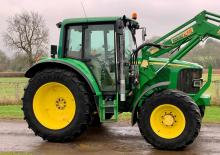 4WD traktori John Deere 6320 Premium