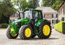 4WD traktori John Deere 6M 150 